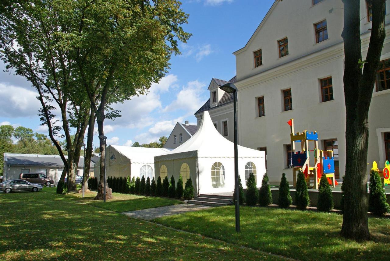 Hotel Zamek Lubliniec Exterior photo